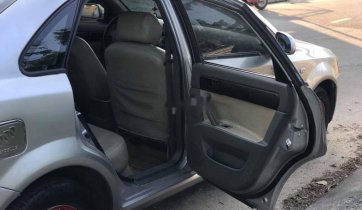 Cần bán xe Daewoo Lacetti MT đời 2005
