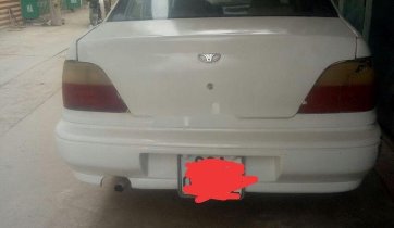 Cần bán Daewoo Cielo đời 1996, màu trắng, nhập khẩu
