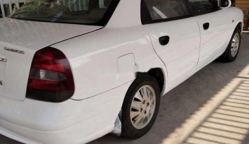 Bán xe Daewoo Nubira 2002, màu trắng, nhập khẩu nguyên chiếc