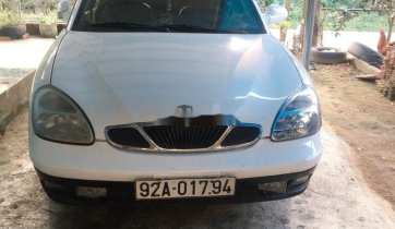 Bán Daewoo Nubira năm sản xuất 2002, màu trắng xe gia đình