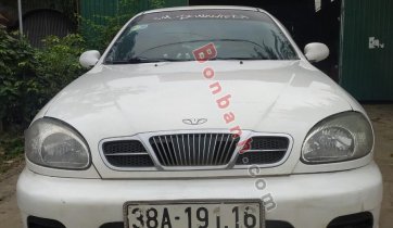 Bán Daewoo Lanos 2002, màu trắng còn mới