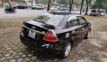 Cần bán xe Daewoo Gentra SX sản xuất năm 2008, màu đen còn mới, 118tr