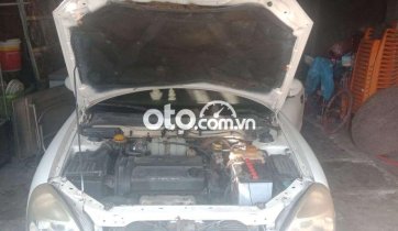 Cần bán xe Daewoo Nubira đời 2002, màu trắng
