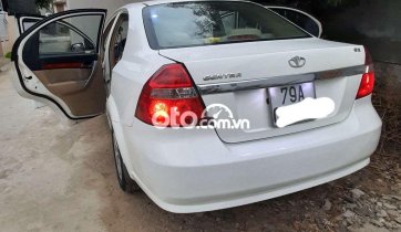 Cần bán gấp Daewoo Gentra SX năm sản xuất 2008