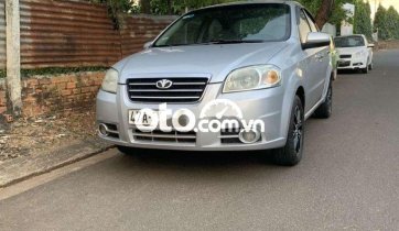 Cần bán Daewoo Gentra MT sản xuất năm 2011, màu bạc, nhập khẩu 
