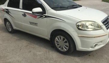Cần bán Daewoo Gentra 1.5 SX năm sản xuất 2008, màu trắng xe gia đình