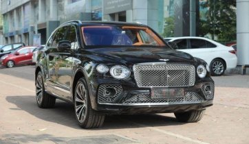 Bán xe Bentley Bentayga AT đời 2021, màu đen, nhập khẩu nguyên chiếc  
