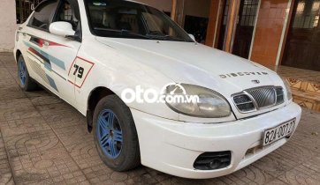 Cần bán xe Daewoo Lanos SX năm 2004, màu trắng, xe nhập