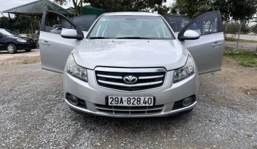 Cần bán xe Daewoo Lacetti SE năm sản xuất 2010, màu bạc, xe nhập, giá chỉ 235 triệu