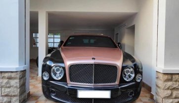 Cần bán lại xe Bentley Mulsanne Speed sản xuất năm 2016, hai màu, xe nhập