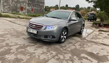 Xe Acura CDX năm sản xuất 2010, màu xám