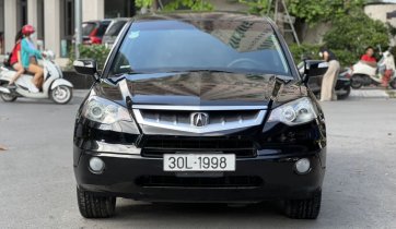 Xe màu đen