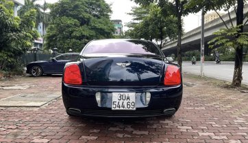Xe màu xanh lam