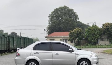 Màu bạc, nhập khẩu nguyên chiếc