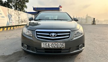 Màu xám, nhập khẩu, giá chỉ 239 triệu