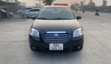 Màu đen giá cạnh tranh