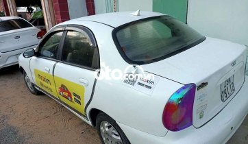 Cần bán con xe Daewoo Lanos 2000 xe hoạt động tốt.