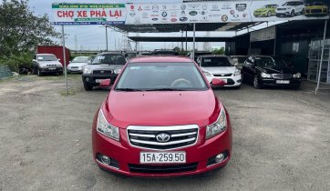 Màu độc đáo. Giá 180 triệu